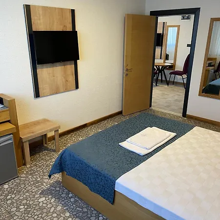 Grand Rimedya Hotel *