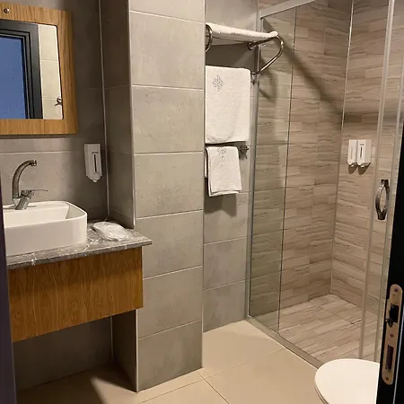 Hotel Grand Rimedya *