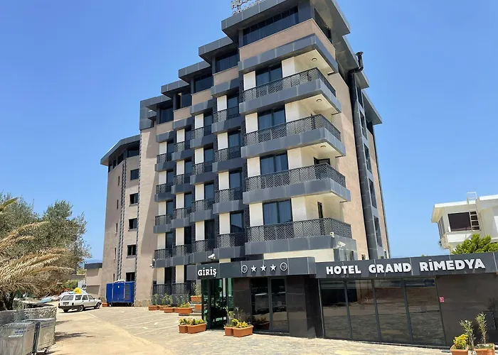 Hotel Grand Rimedya *