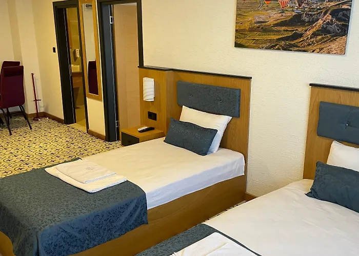 Grand Rimedya Hotel *