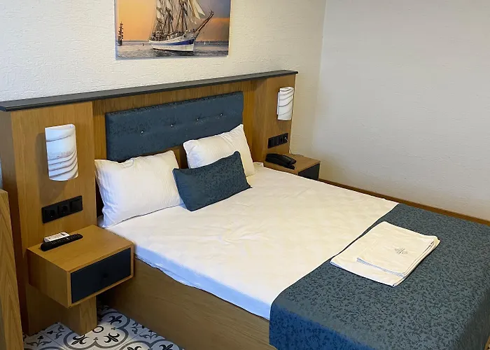 Grand Rimedya Hotel *